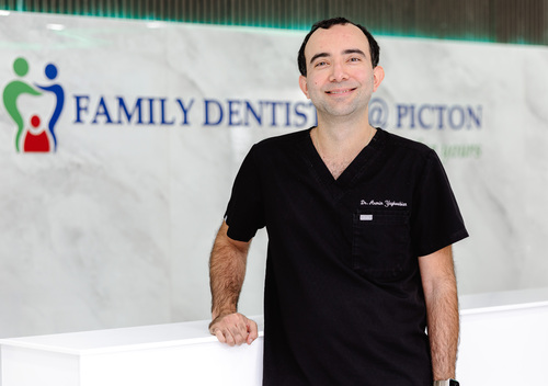 Dr. Armin Yaghoubian's photo